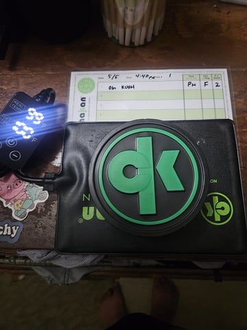 OG Kush — germination, day 1